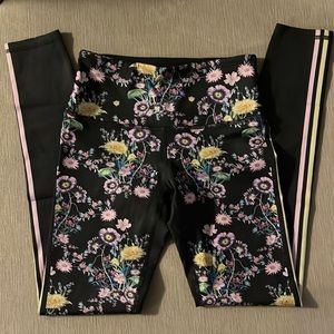 Noli Full Length Leggings Size Small NWOT